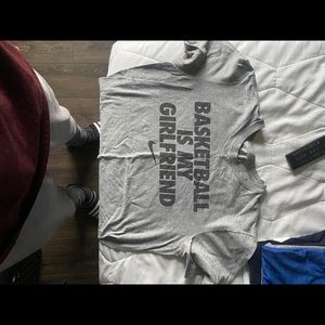 nike tee